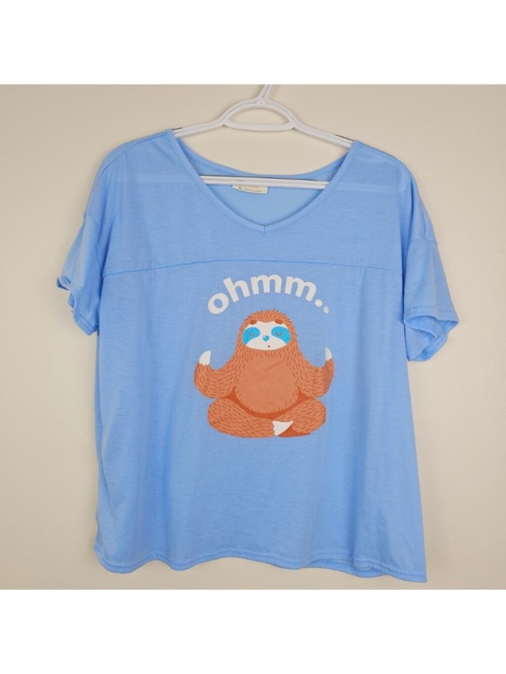 Bobbie Brooks Pajama Top Women XL Blue Ohmm Sloth Yoga V-Neck Short Sleeve Shirt